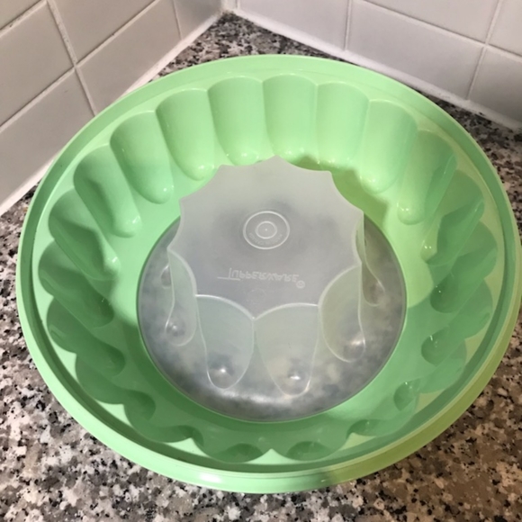Vintage Tupperware Jello Mold - Picture 3 of 6
